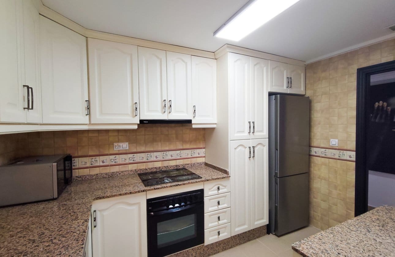 3 makuuhuone Huoneisto myytävänä paikassa Torrevieja - 239 900 € (Ref: 10043374)