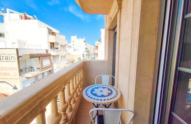 3 makuuhuone Huoneisto myytävänä paikassa Parque Acuático - Sector 25, Torrevieja - 239 900 € (Ref: 10043374)
