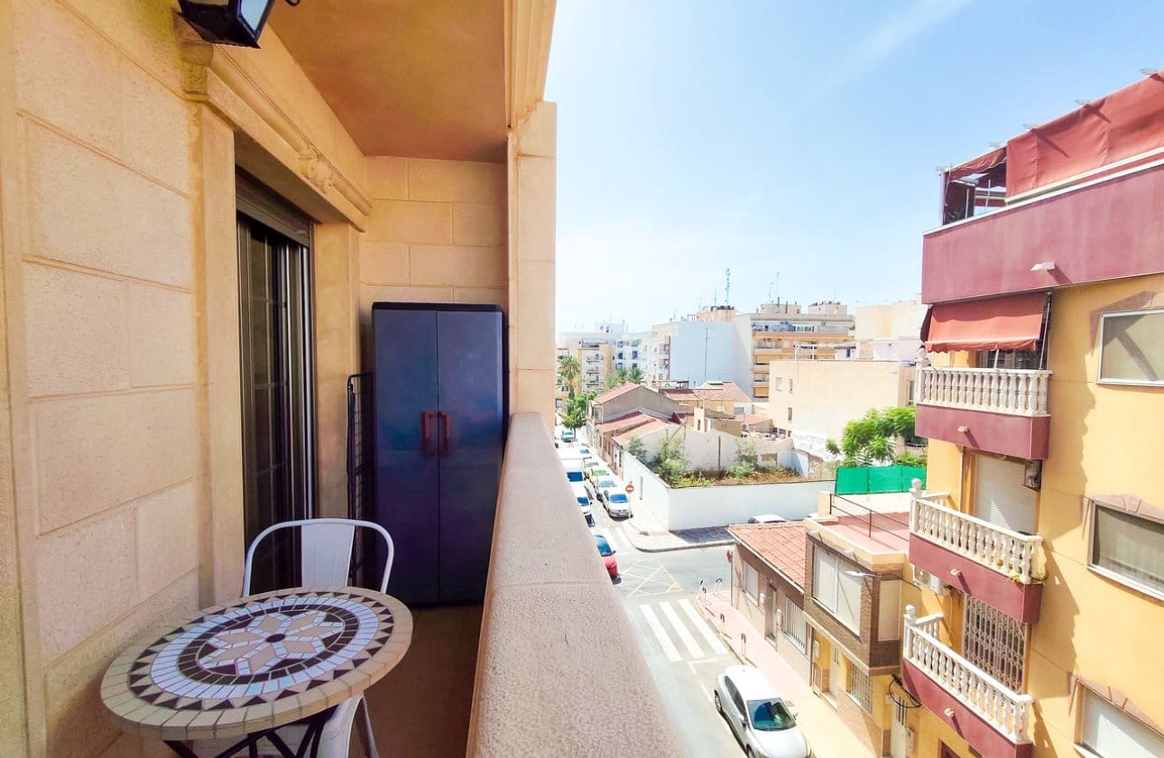 3 makuuhuone Huoneisto myytävänä paikassa Torrevieja - 239 900 € (Ref: 10043374)