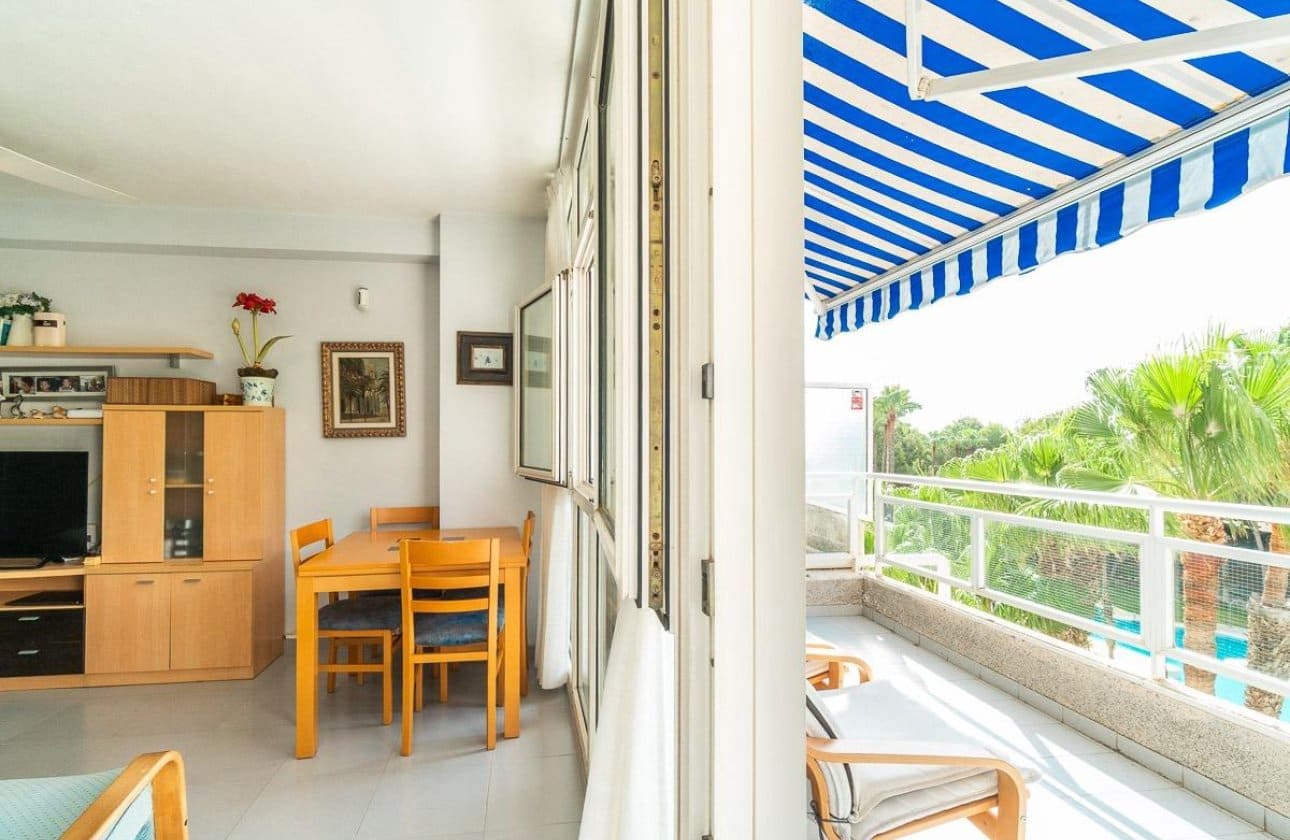 3 sypialnia Apartament na sprzedaż w Campoamor z basenem garażem - 199 999 € (Ref: 10043375)