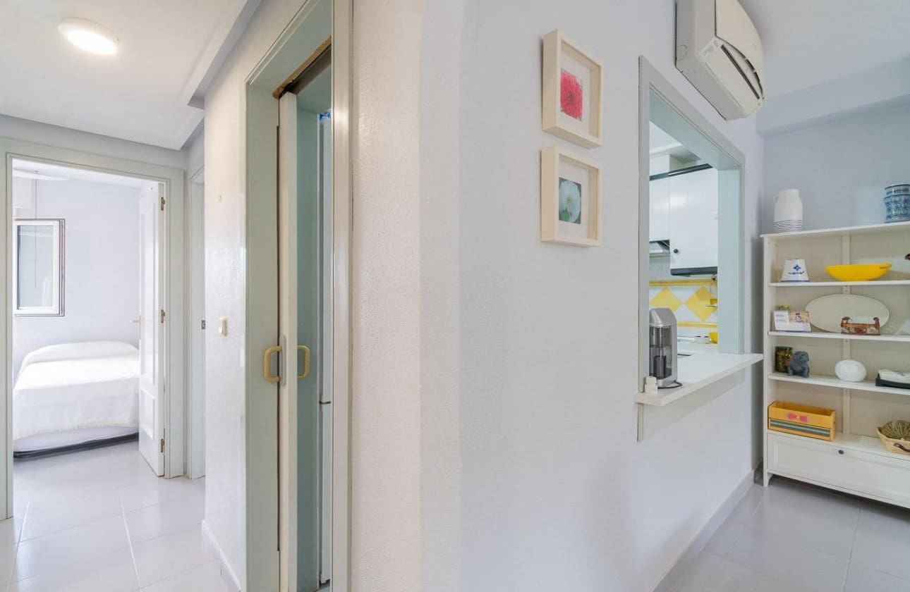 3 sypialnia Apartament na sprzedaż w Campoamor z basenem garażem - 199 999 € (Ref: 10043375)