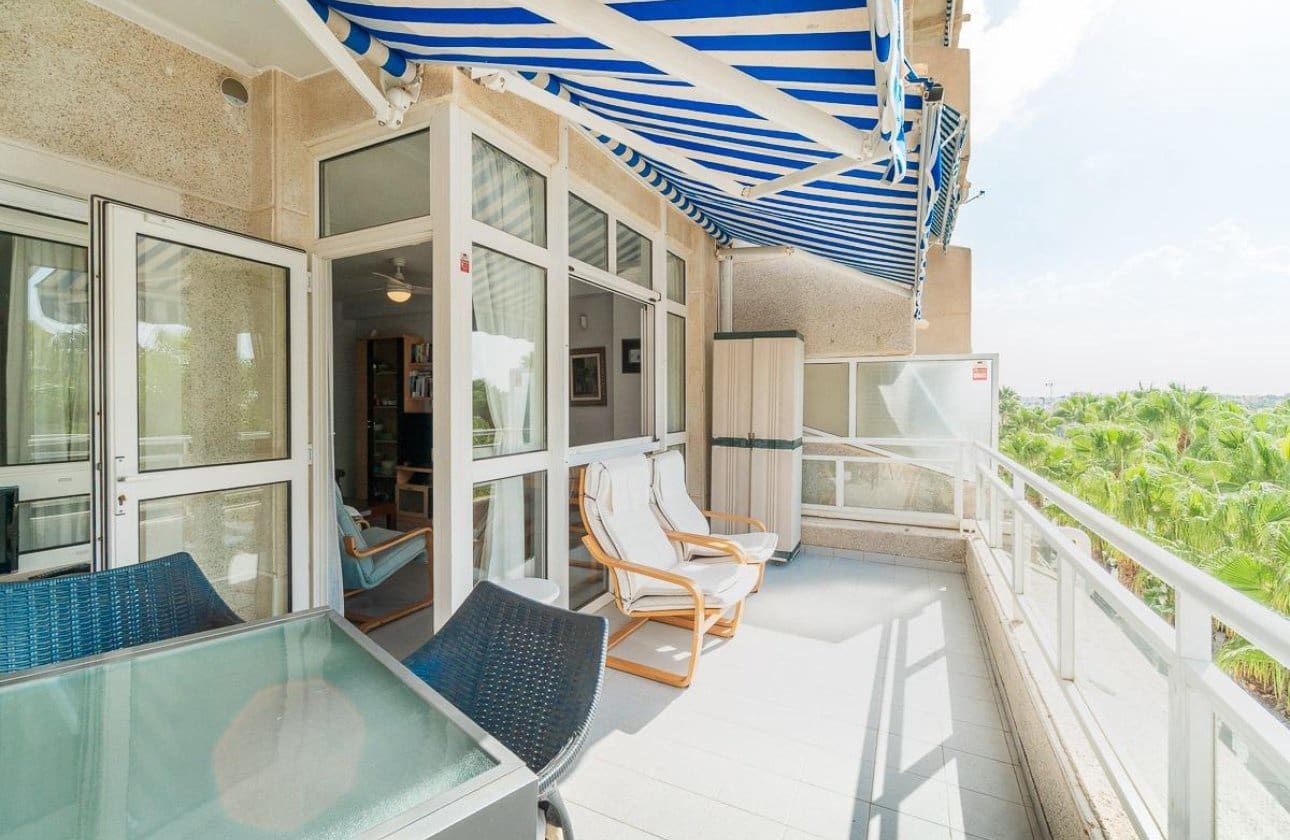 3 sypialnia Apartament na sprzedaż w Campoamor z basenem garażem - 199 999 € (Ref: 10043375)