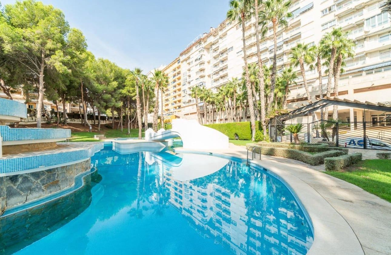 3 sypialnia Apartament na sprzedaż w Campoamor z basenem garażem - 199 999 € (Ref: 10043375)