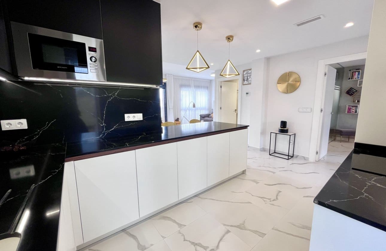 2 soverom Leilighet til salgs i San Miguel de Salinas med svømmebasseng garasje - € 329 900 (Ref: 10043376)