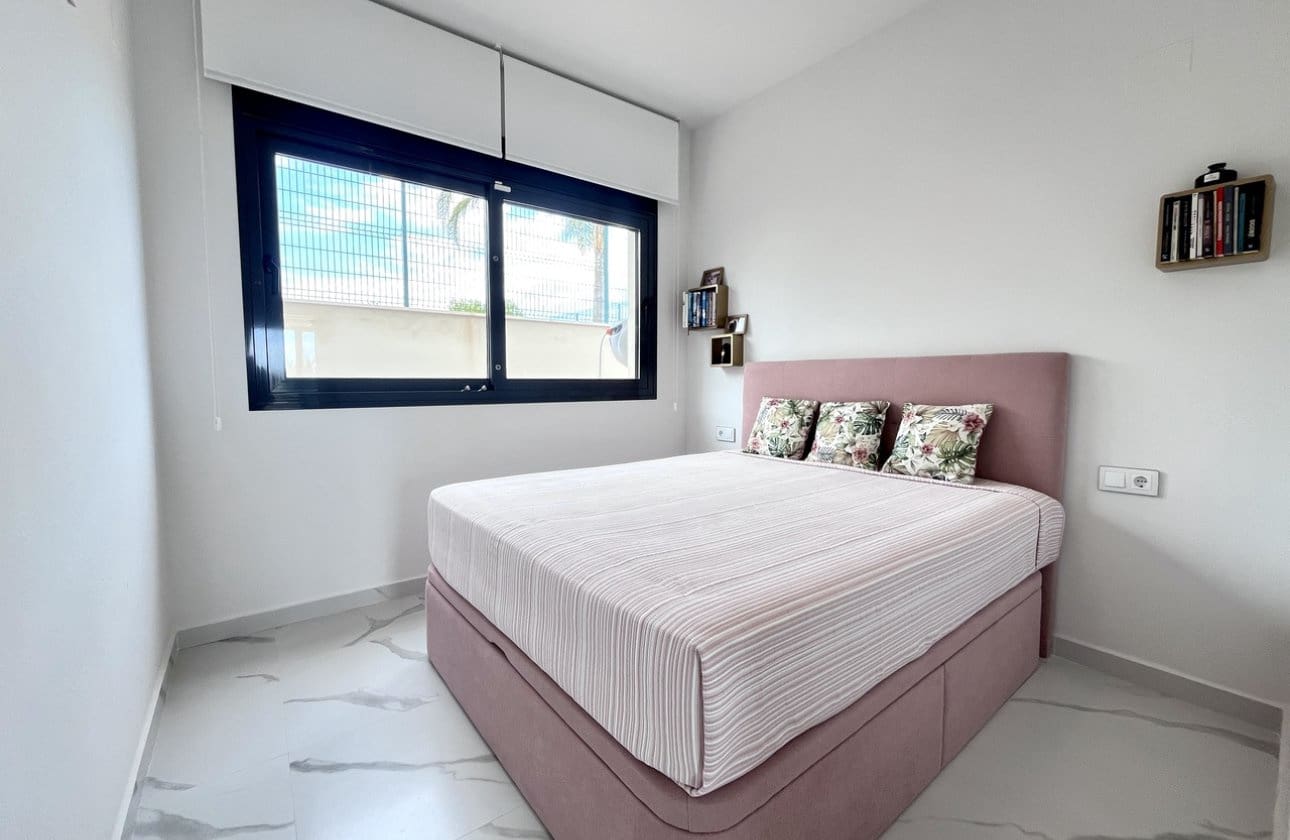 2 soverom Leilighet til salgs i San Miguel de Salinas med svømmebasseng garasje - € 329 900 (Ref: 10043376)