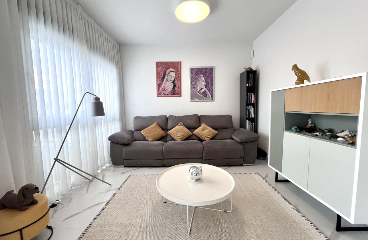 2 soverom Leilighet til salgs i San Miguel de Salinas med svømmebasseng garasje - € 329 900 (Ref: 10043376)