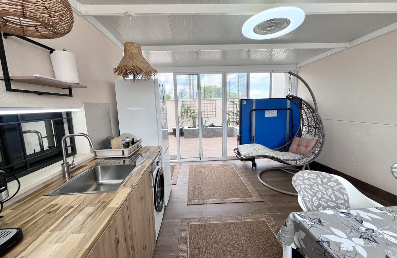 2 soverom Leilighet til salgs i San Miguel de Salinas med svømmebasseng garasje - € 329 900 (Ref: 10043376)