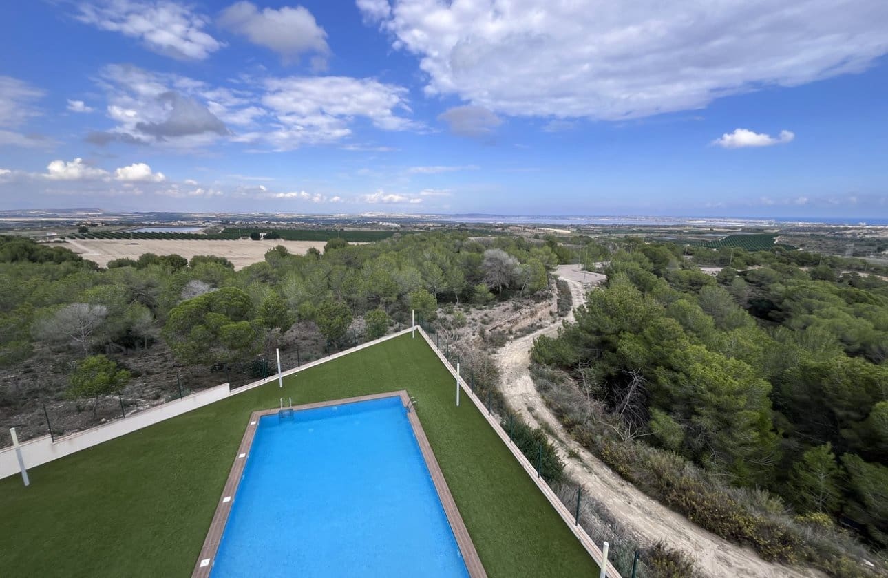 2 soverom Leilighet til salgs i San Miguel de Salinas med svømmebasseng garasje - € 329 900 (Ref: 10043376)