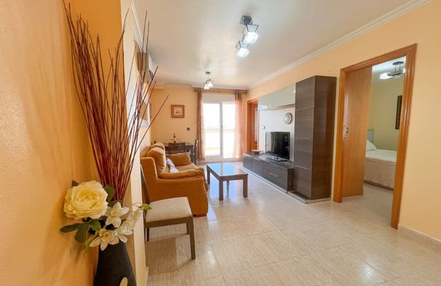 3 makuuhuone Kattohuoneisto myytävänä paikassa Puerto Deportivo, Torrevieja mukana 
autotalli - 265 000 € (Ref: 10043377)