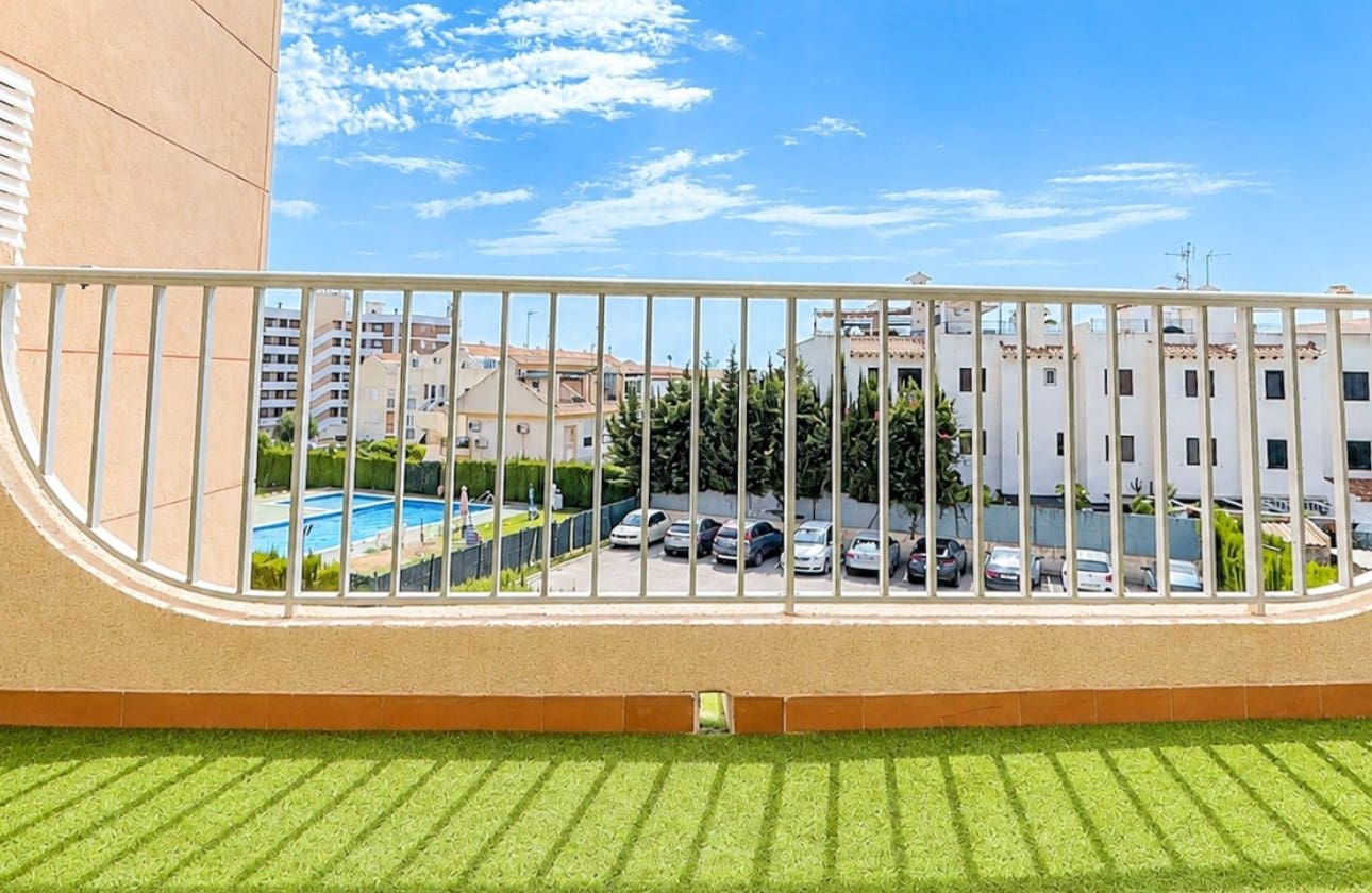 3 chambre Appartement à vendre à Cabo Roig avec piscine - 269 000 € (Ref: 10043379)
