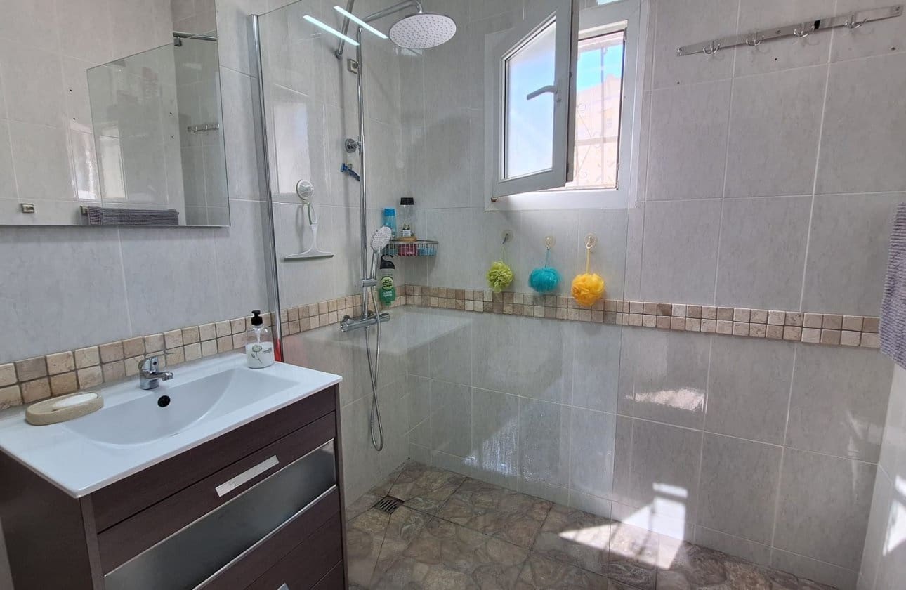 2 bedroom Bungalow for sale in Villamartin - € 209,950 (Ref: 10054822)