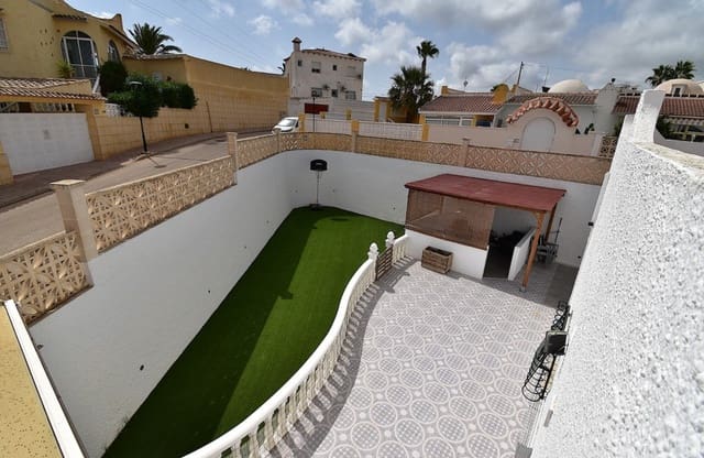 Bungalow de 2 habitaciones en Villamartin, Orihuela en venta - 209.950 € (Ref: 10054822)