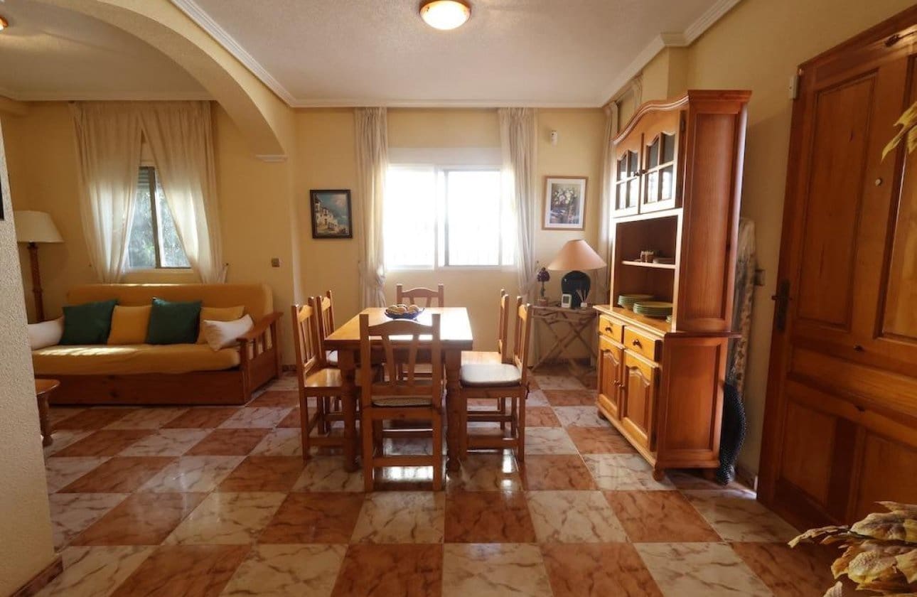 2 bedroom Townhouse for sale in Playa Flamenca with pool garage - € 240,000 (Ref: 10075565)