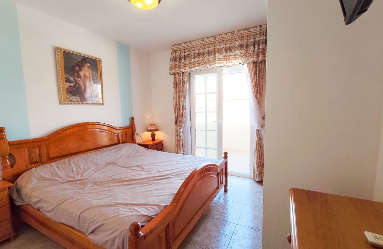 2 bedroom Townhouse for sale in Playa Flamenca with pool garage - € 229,900 (Ref: 10075566)