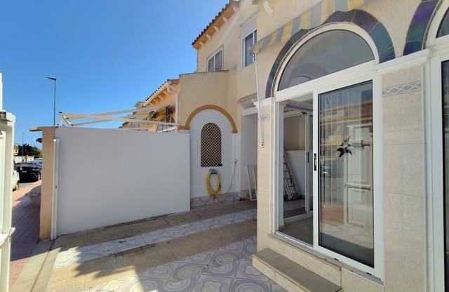 2 quarto Casa em Banda para venda em Playa Flamenca, Orihuela com piscina garagem - 229 900 € (Ref: 10075566)