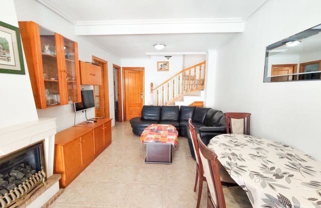 2 quarto Casa em Banda para venda em Playa Flamenca, Orihuela com piscina garagem - 229 900 € (Ref: 10075566)