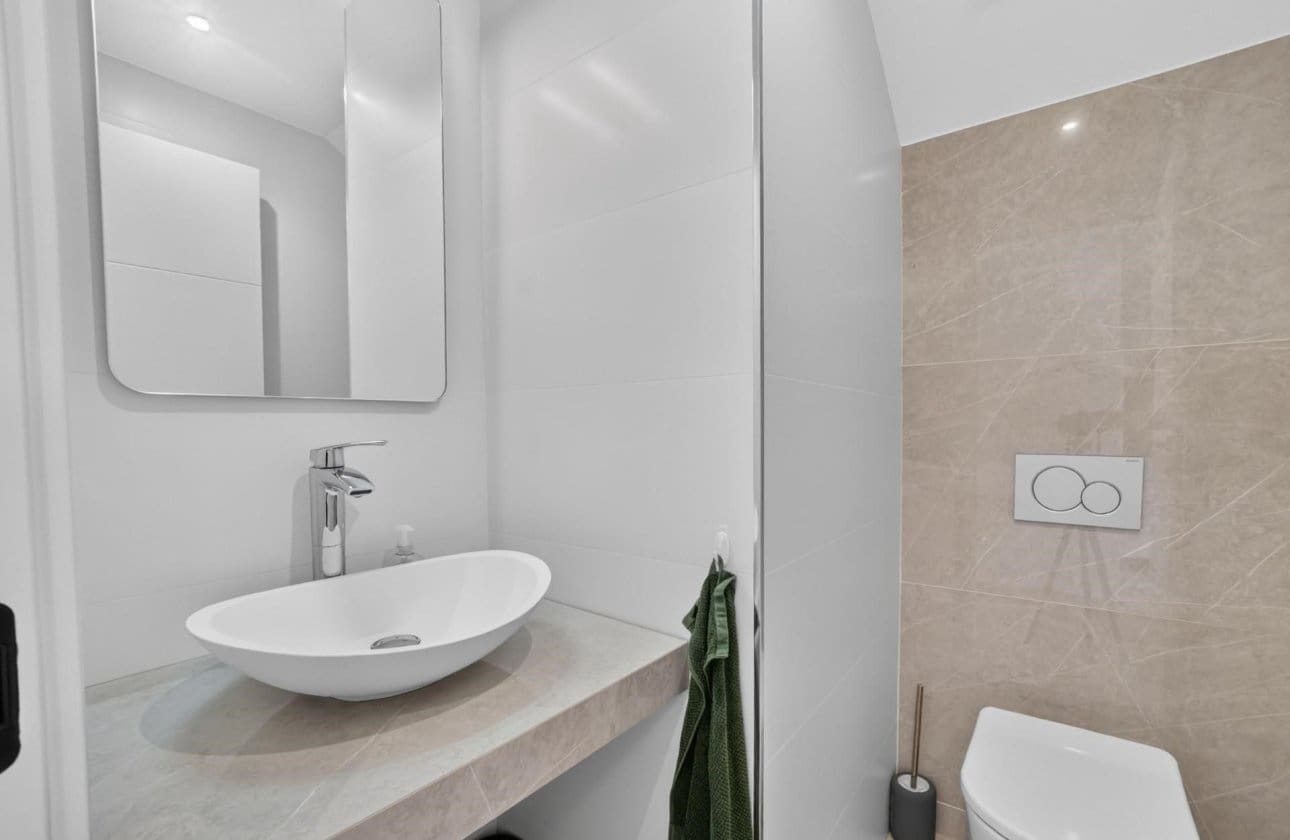 3 soverom Villa til salgs i Guardamar del Segura med svømmebasseng garasje - € 450 000 (Ref: 10089998)