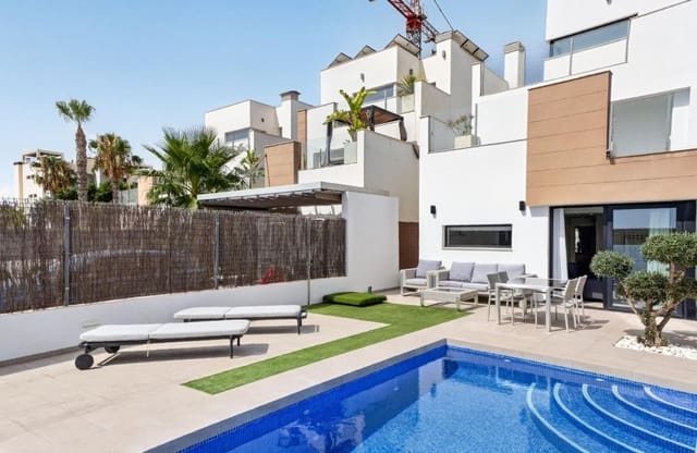 3 Zimmer Villa zu verkaufen in El Raso, Guardamar del Segura mit Pool Garage - 450.000 € (Ref: 10089998)