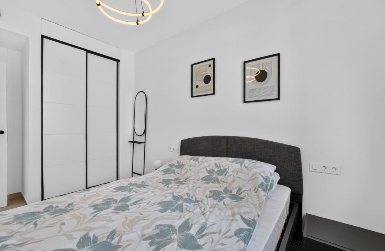 3 soverom Villa til salgs i Guardamar del Segura med svømmebasseng garasje - € 450 000 (Ref: 10089998)