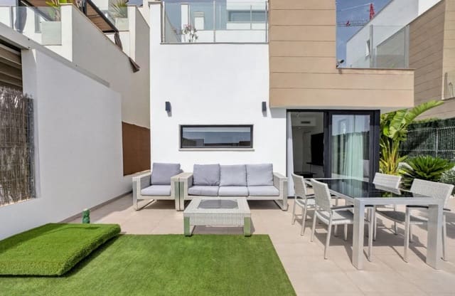 3 Zimmer Villa zu verkaufen in El Raso, Guardamar del Segura mit Pool Garage - 450.000 € (Ref: 10089998)