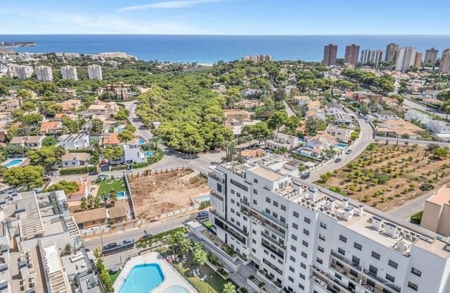 Apartamento de 2 habitaciones en Dehesa de Campoamor, Orihuela en venta con piscina garaje - 320.000 € (Ref: 10089999)