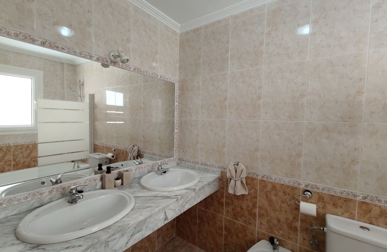 2 chambre Appartement de Plage à vendre à Cabo Roig avec piscine garage - 230 000 € (Ref: 10090000)
