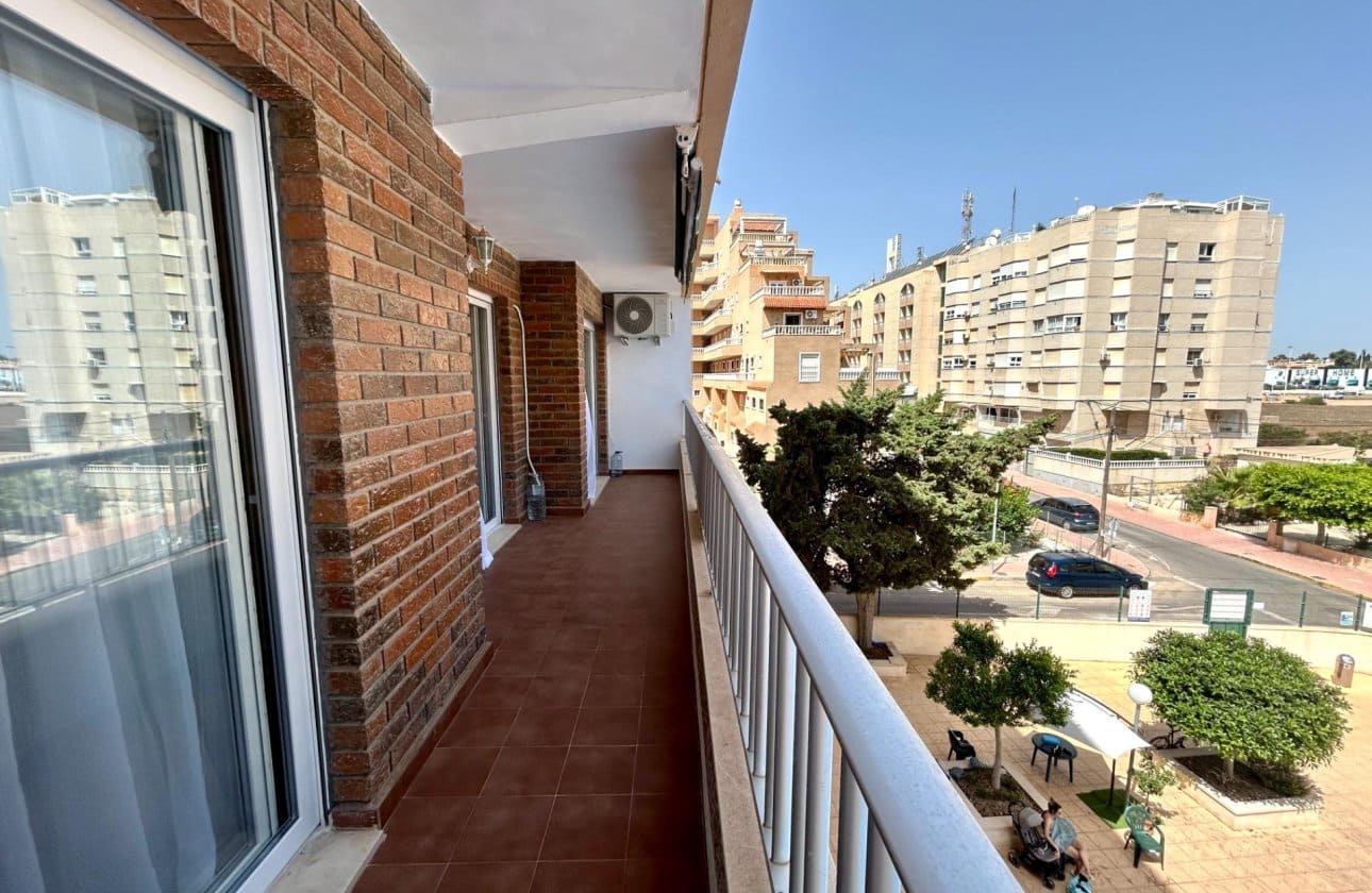 2 chambre Appartement de Plage à vendre à Punta Prima avec piscine garage - 255 000 € (Ref: 10094173)