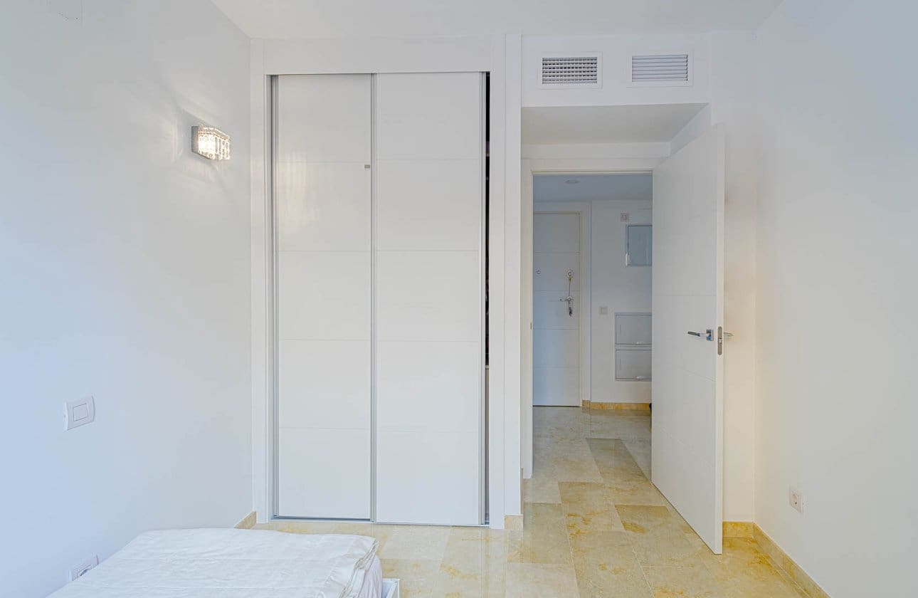 Apartamento Playa de 3 habitaciones en Punta Prima en venta con piscina garaje - 350.000 € (Ref: 10094174)
