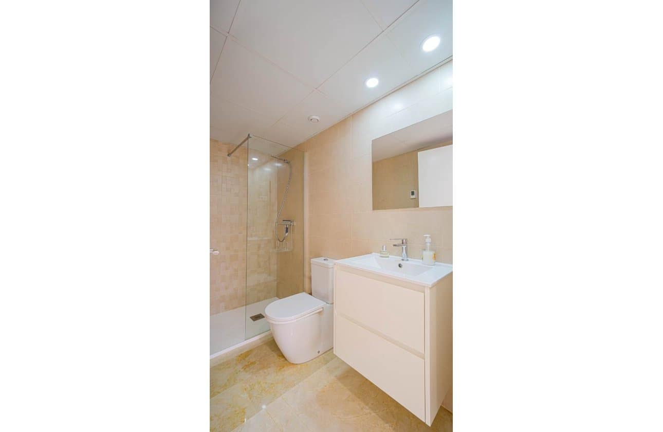Apartamento Playa de 3 habitaciones en Punta Prima en venta con piscina garaje - 350.000 € (Ref: 10094174)