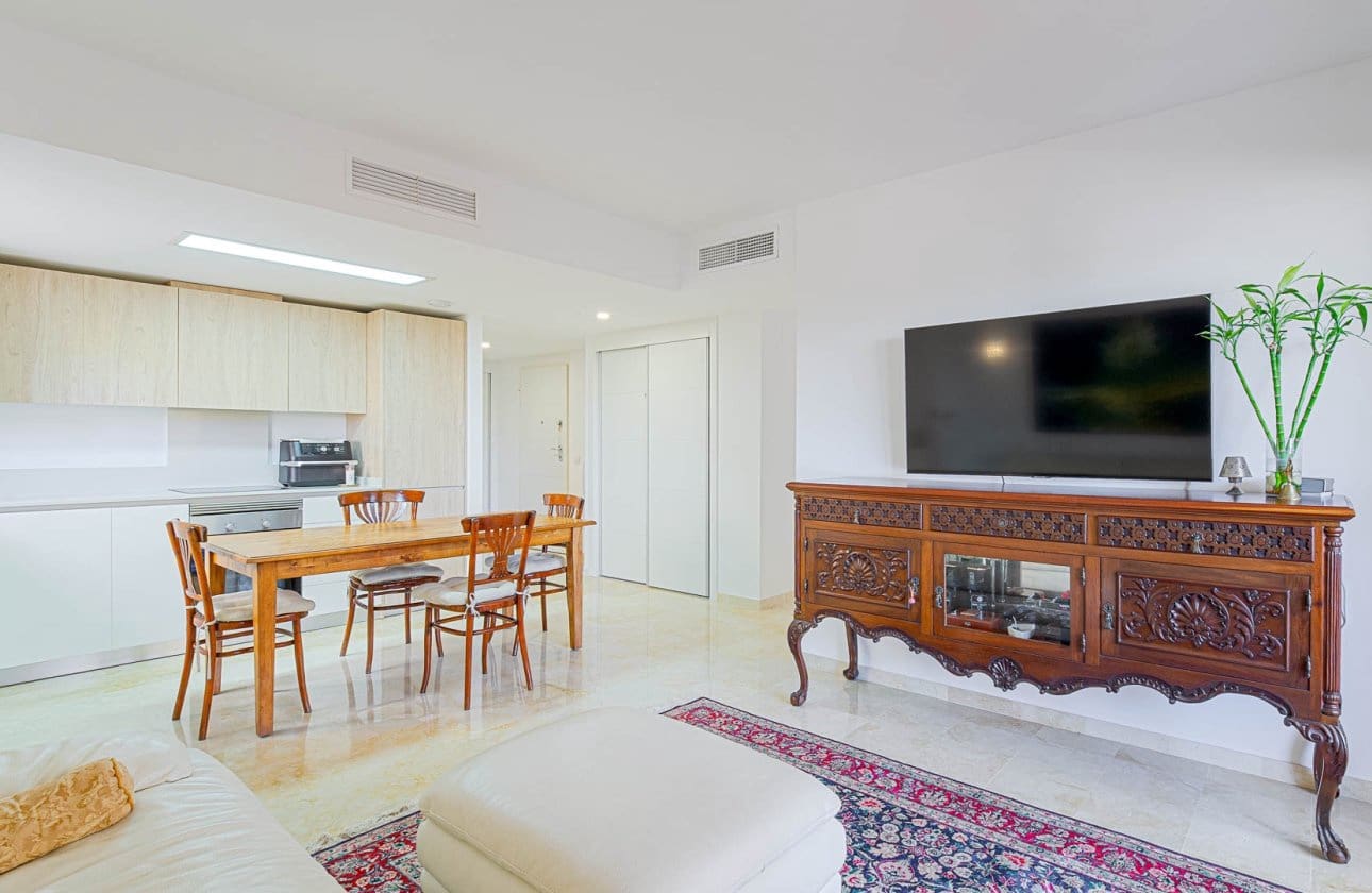 Apartamento Playa de 3 habitaciones en Punta Prima en venta con piscina garaje - 350.000 € (Ref: 10094174)