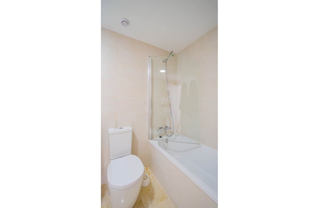 Apartamento Playa de 3 habitaciones en Punta Prima en venta con piscina garaje - 350.000 € (Ref: 10094174)