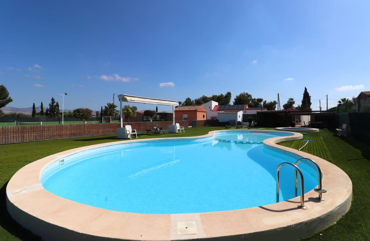 4 Zimmer Villa zu verkaufen in Benferri mit Pool Garage - 325.000 € (Ref: 10109378)