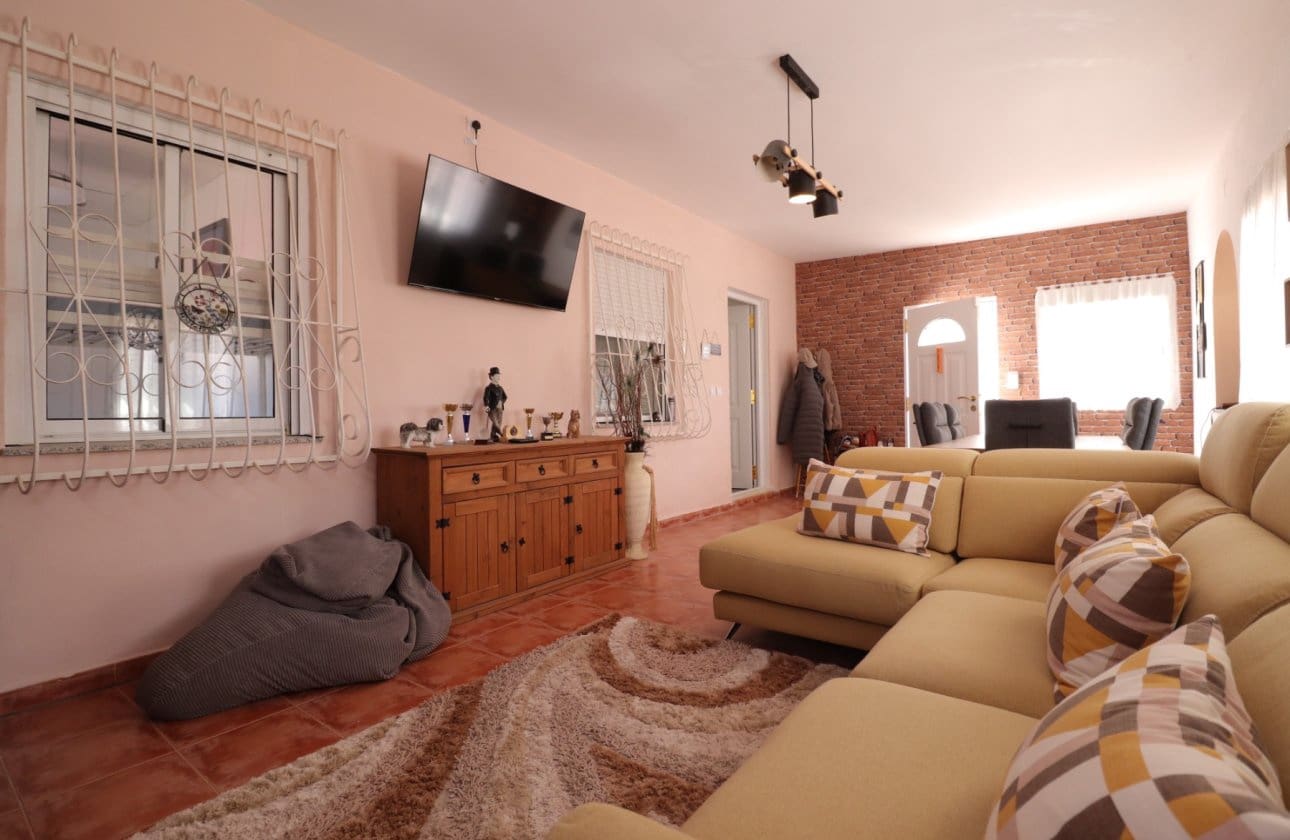 4 Zimmer Villa zu verkaufen in Benferri mit Pool Garage - 325.000 € (Ref: 10109378)