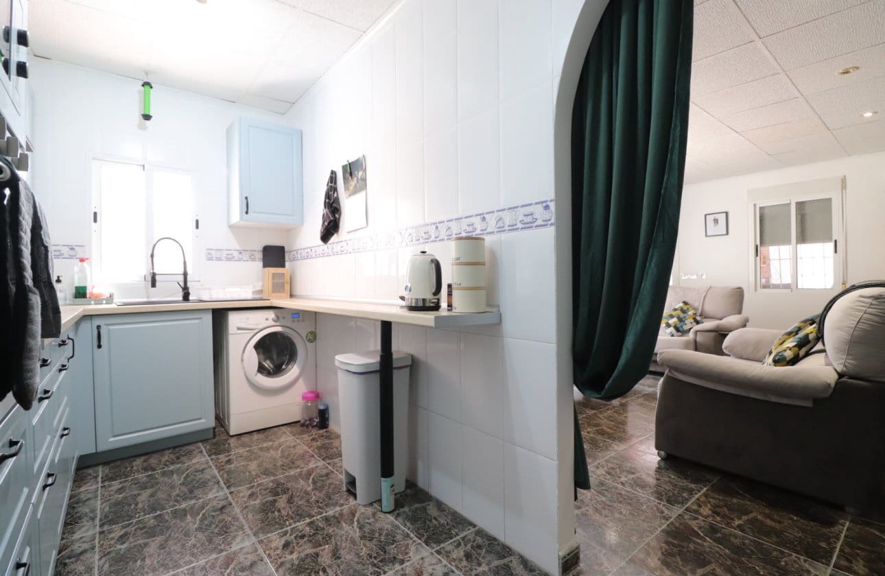 4 Zimmer Villa zu verkaufen in Benferri mit Pool Garage - 325.000 € (Ref: 10109378)
