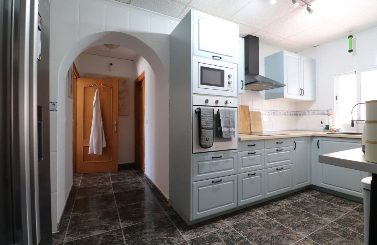 4 Zimmer Villa zu verkaufen in Benferri mit Pool Garage - 325.000 € (Ref: 10109378)