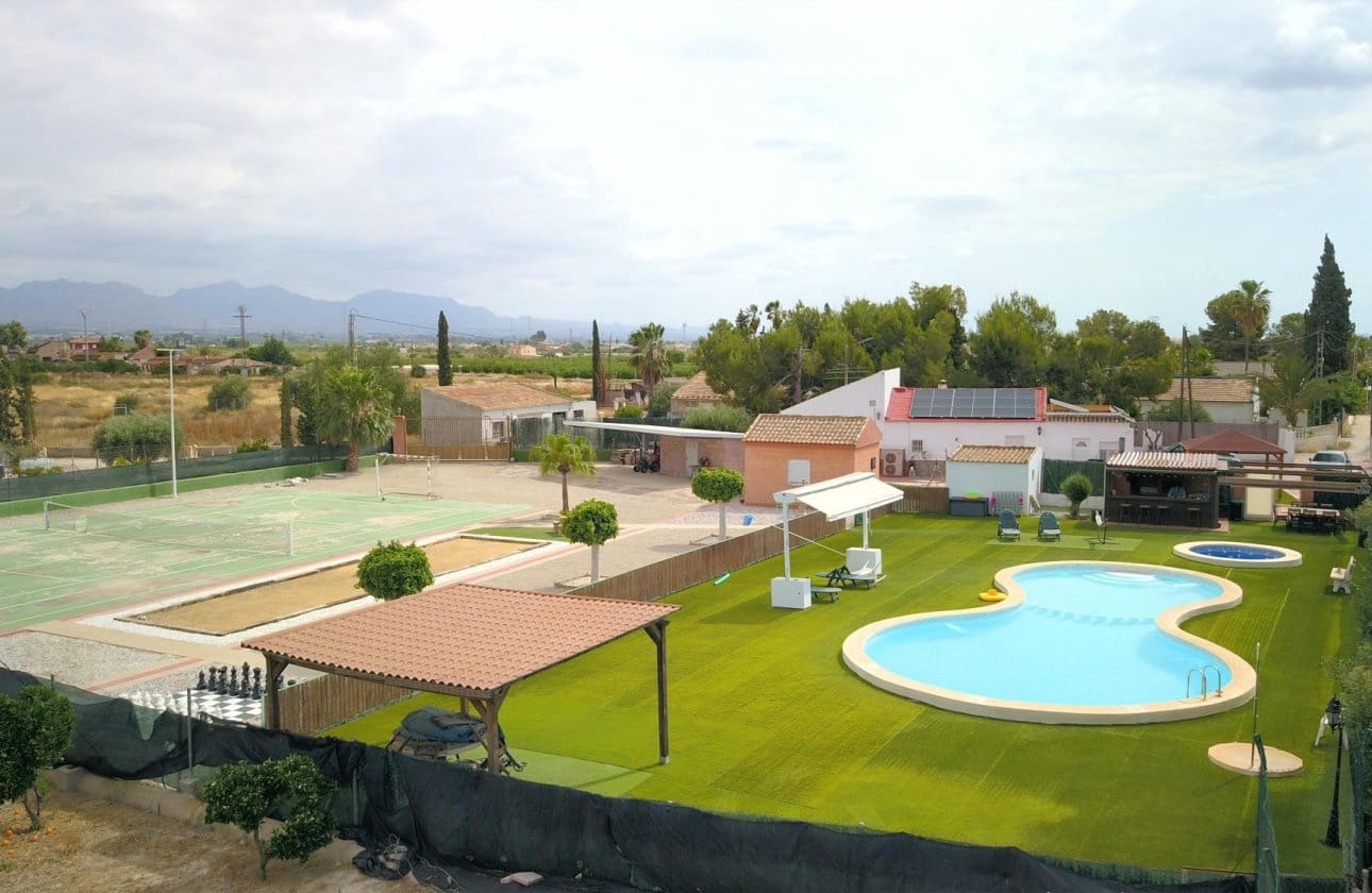 4 Zimmer Villa zu verkaufen in Benferri mit Pool Garage - 325.000 € (Ref: 10109378)