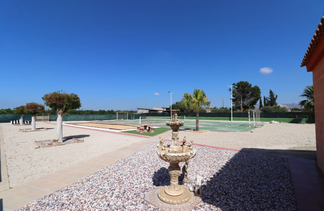 4 Zimmer Villa zu verkaufen in Benferri mit Pool Garage - 325.000 € (Ref: 10109378)