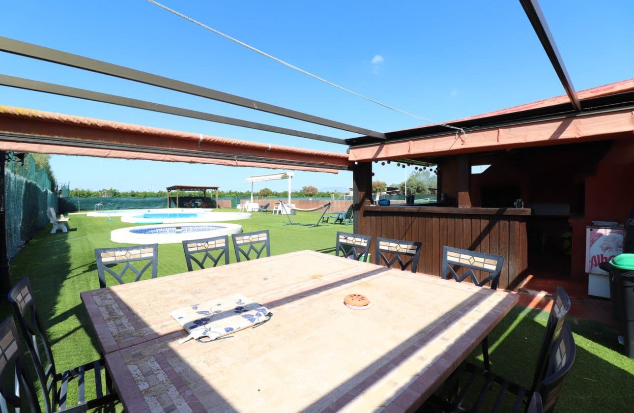 4 Zimmer Villa zu verkaufen in Benferri mit Pool Garage - 325.000 € (Ref: 10109378)