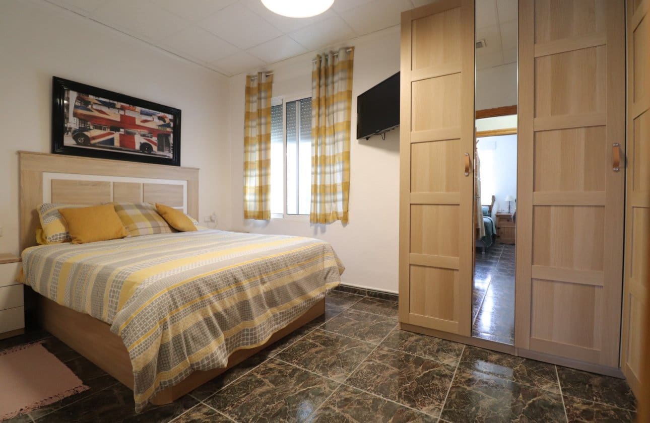 4 Zimmer Villa zu verkaufen in Benferri mit Pool Garage - 325.000 € (Ref: 10109378)
