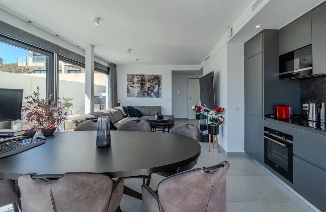 4 soverom Villa til salgs i Guardamar del Segura med svømmebasseng garasje - € 600 000 (Ref: 10109379)