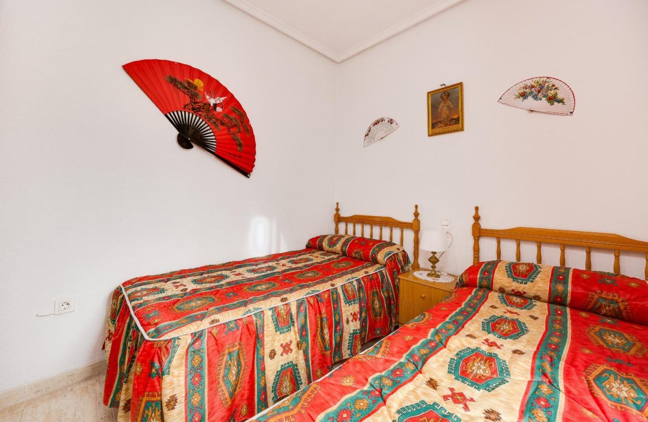 2 quarto Penthouse para venda em Torrevieja com piscina garagem - 159 900 € (Ref: 10120298)
