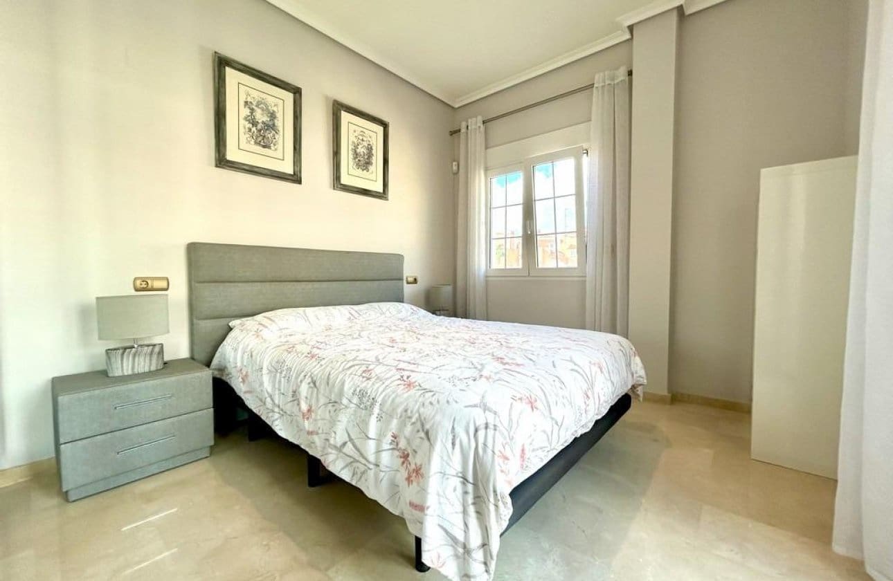 Ático de 3 habitaciones en Orihuela Costa en venta con piscina garaje - 545.000 € (Ref: 10120299)