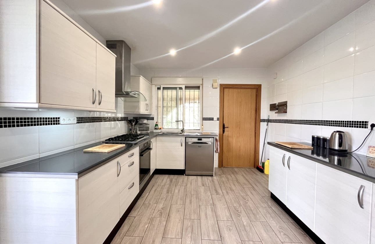 3 slaapkamer Villa te koop in Pinar de Campoverde - € 329.950 (Ref: 10129333)