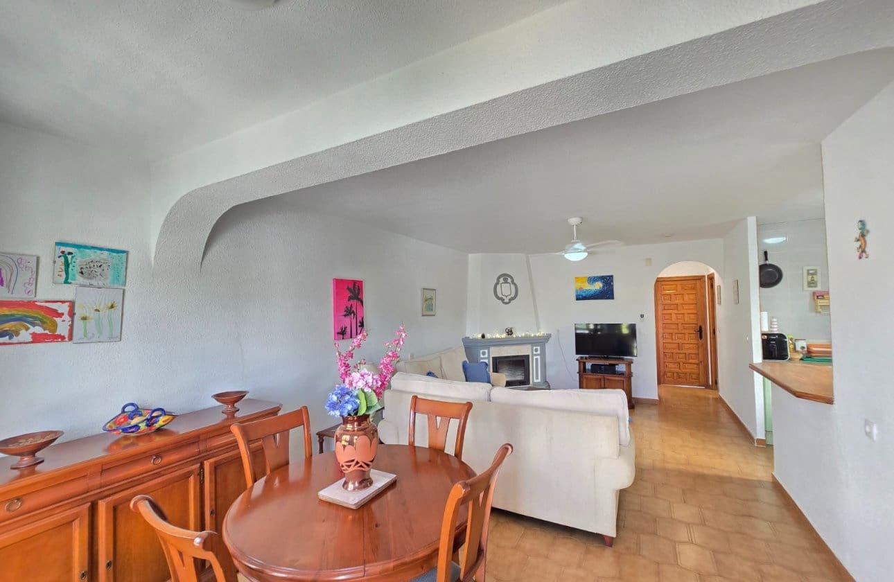 Casa de 2 habitaciones en Orihuela Costa en venta con piscina - 210.000 € (Ref: 10129334)