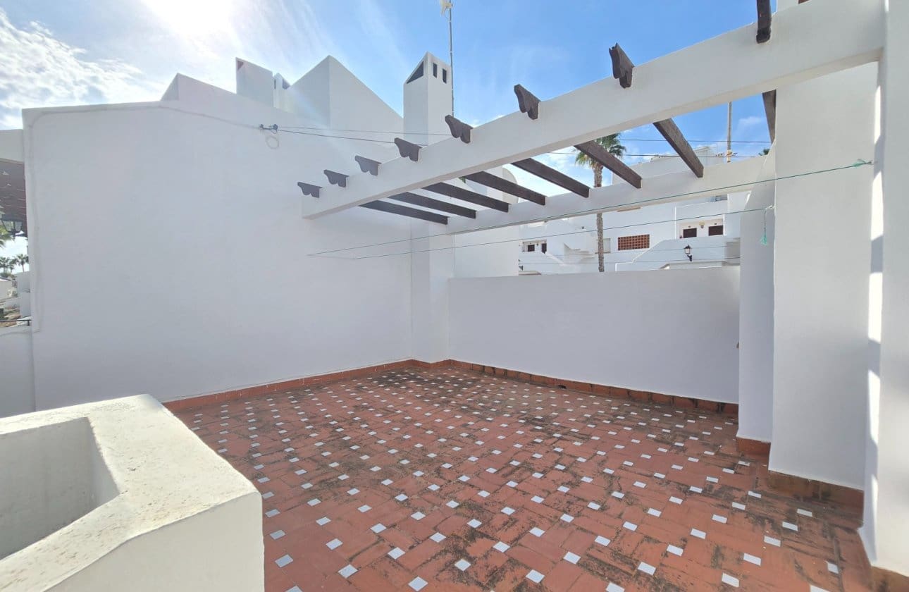Casa de 2 habitaciones en Orihuela Costa en venta con piscina - 210.000 € (Ref: 10129334)