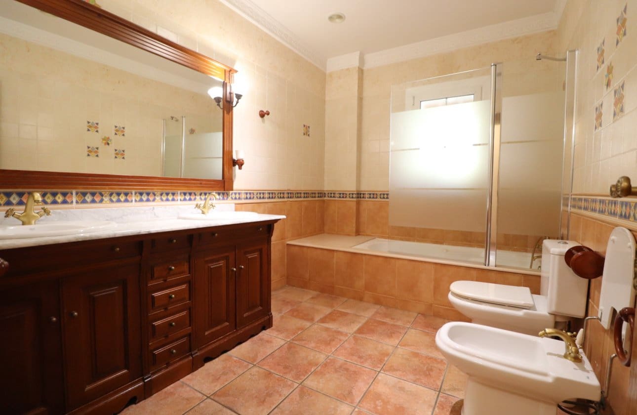 5 quarto Moradia para venda em Rojales com piscina - 600 000 € (Ref: 10135768)