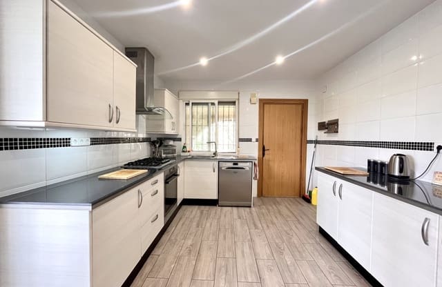 Chalet de 3 habitaciones en Pinar de Campoverde, Pilar de la Horadada en venta - 329.950 € (Ref: 10135769)