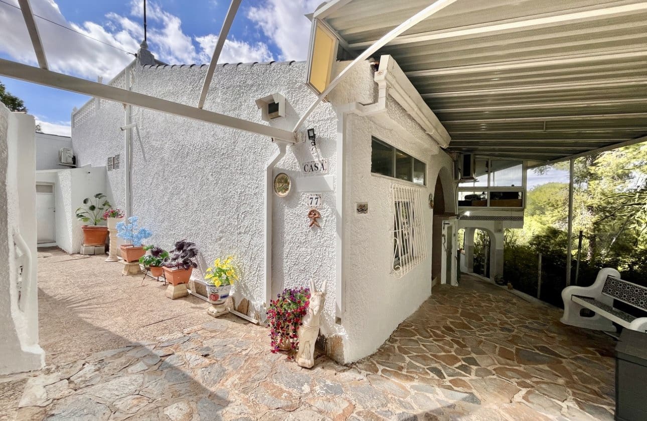 3 soveværelse Villa til salg i Pinar de Campoverde - € 329.950 (Ref: 10135769)