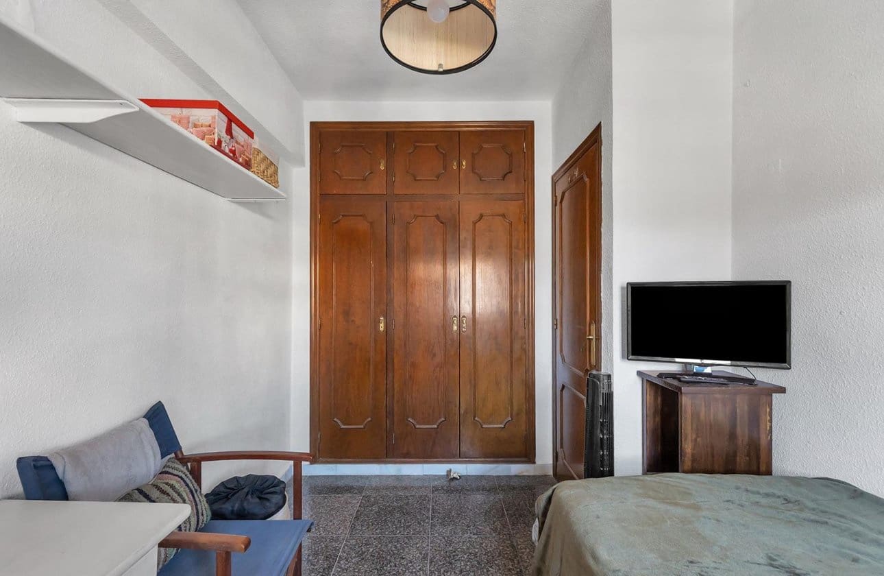 2 bedroom Townhouse for sale in Torrevieja with garage - € 240,000 (Ref: 10142658)