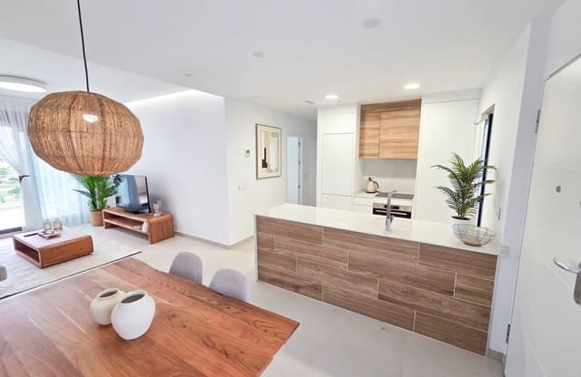 Ático de 2 habitaciones en Pinar de Campoverde, Pilar de la Horadada en venta con piscina - 362.000 € (Ref: 10142661)